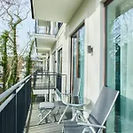 Seaside Garden By Baltic Apartmán *
