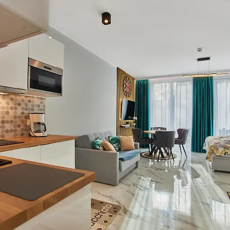 Seaside Garden By Baltic アパート シフィノウイシチェ