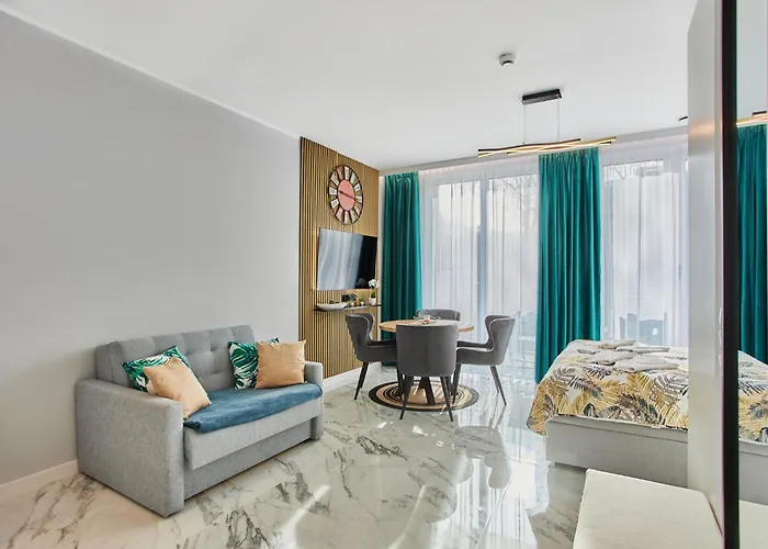 Seaside Garden By Baltic *